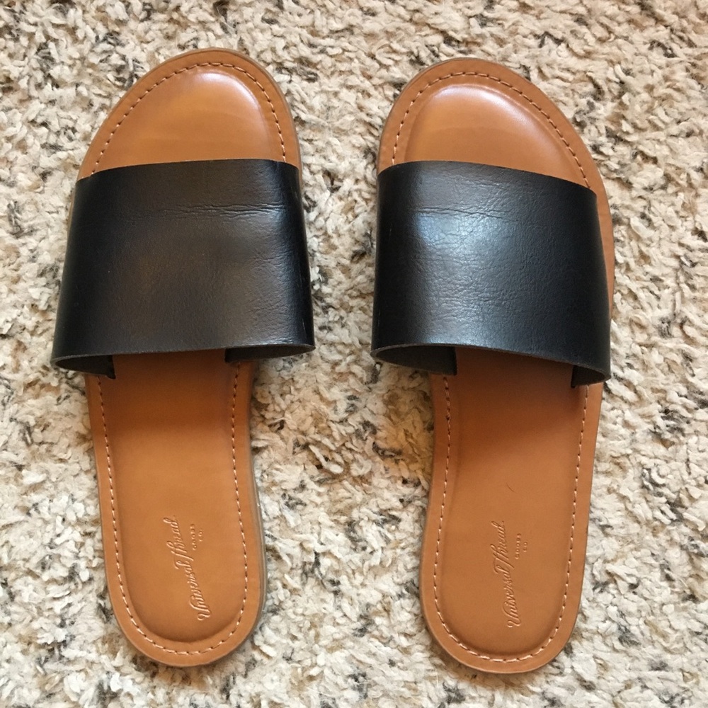 Universal Thread Slide On Sandals